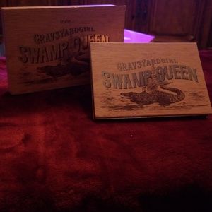 Tarte brand eyeshadow palette